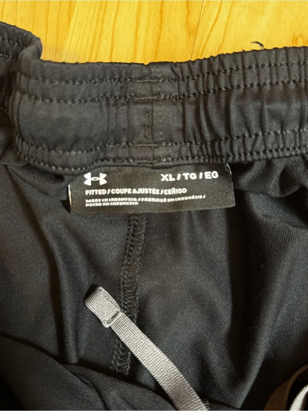 Under Armour Black Men's Joggers with Basketball Logo - Picture 3 of 4